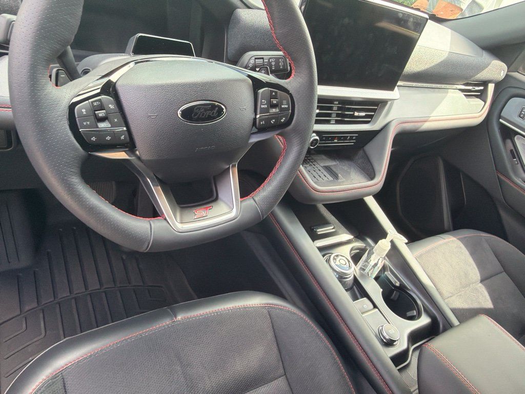 Used 2025 Ford Explorer ST w/ Sun And Sound Package AWD/4WD image 13