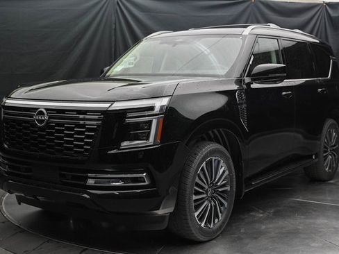 New 2025 Nissan Armada Platinum Reserve image 6