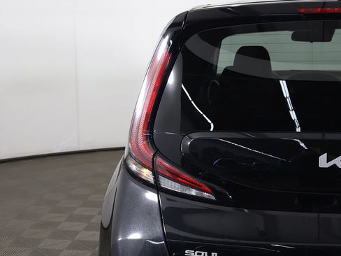 Certified 2025 Kia Soul LX FWD image 14