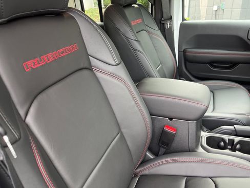 New 2026 Jeep Wrangler Unlimited Rubicon AWD/4WD image 61