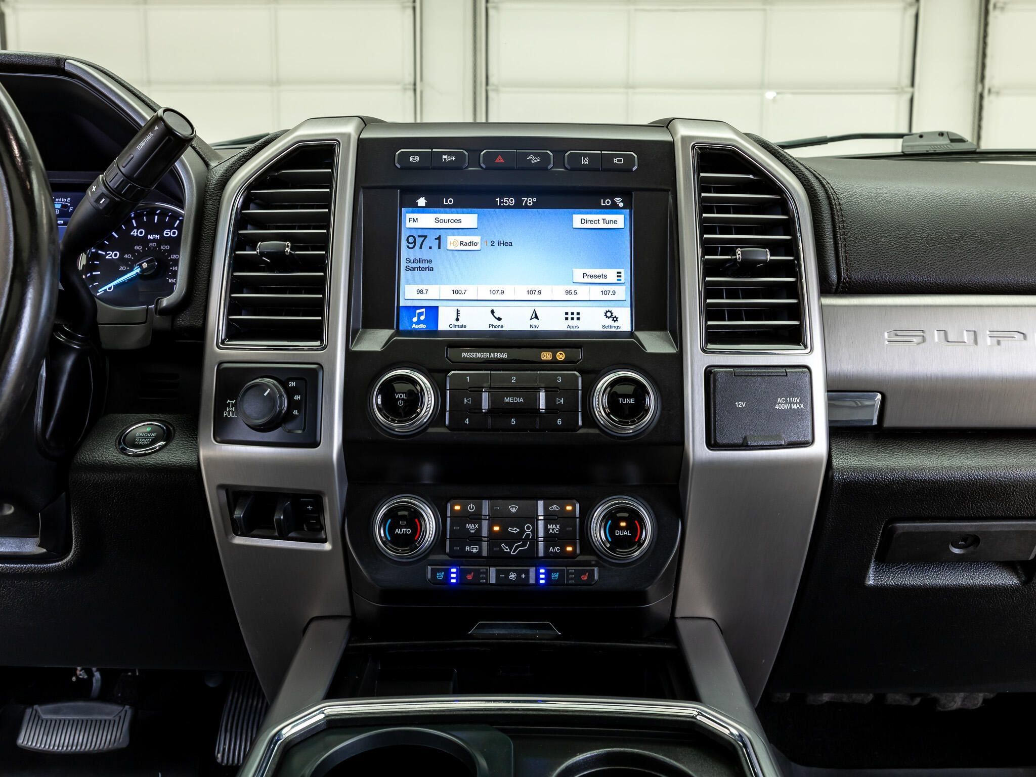 Used 2019 Ford F250 Platinum w/ Platinum Ultimate Package AWD/4WD image 22