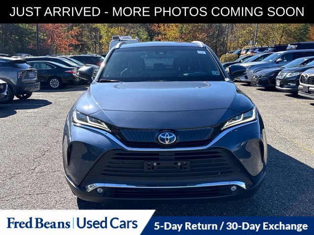 Used 2024 Toyota Venza XLE AWD/4WD image 2