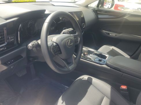 Used 2025 Lexus NX 250 FWD w/ Accessory Package (K3) image 16