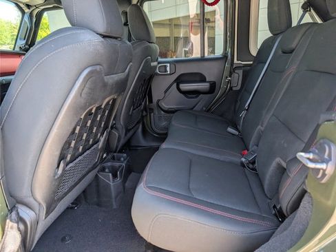 Used 2021 Jeep Wrangler Unlimited Rubicon AWD/4WD image 32