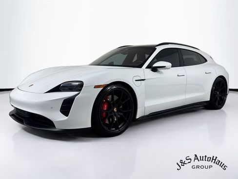 Used 2022 Porsche Taycan GTS AWD/4WD image 3
