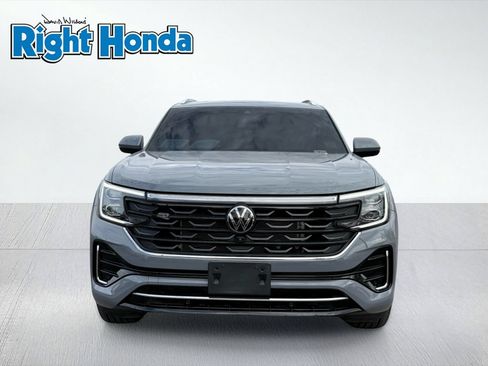 Used 2024 Volkswagen Atlas Cross Sport SEL Premium R-Line AWD/4WD image 5