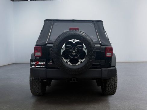 Used 2014 Jeep Wrangler Unlimited Sport w/ Connectivity Group image 14