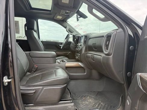 Used 2020 Chevrolet Silverado 1500 LT Trail Boss w/ Midnight Edition AWD/4WD image 24