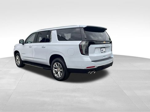 New 2026 Chevrolet Suburban Premier w/ Sun And Tow Package AWD/4WD image 3