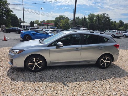 Used 2019 Subaru Impreza 2.0i Premium AWD/4WD image 3