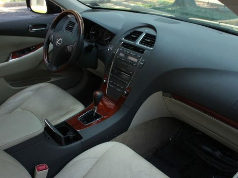 Used 2010 Lexus ES 350 FWD image 26