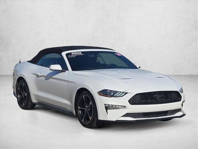 Used 2018 Ford Mustang Convertible RWD image 3