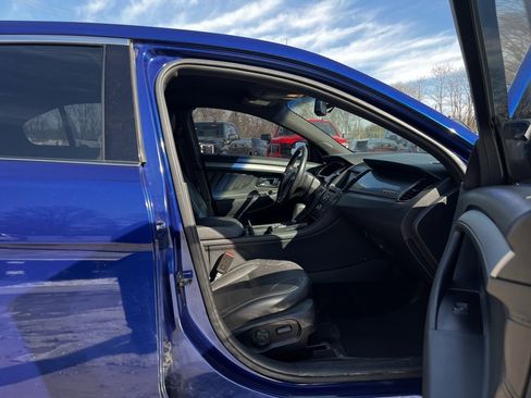 Used 2015 Ford Taurus SEL w/ Equipment Group 201A image 34