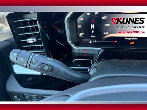 New 2026 GMC Sierra 3500 SLT w/ SLT Premium Package image 17