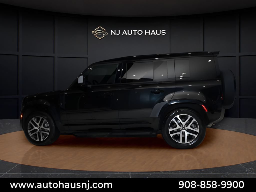 Used 2023 Land Rover Defender 110 X-Dynamic SE AWD/4WD image 5