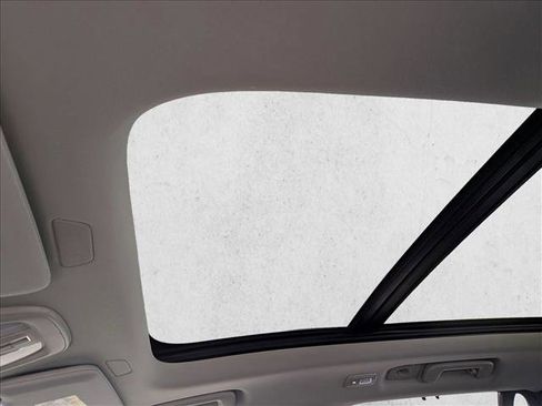 New 2026 Volvo XC90 T8 Ultra w/ Protection Package image 5