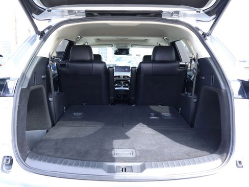 Used 2023 MAZDA CX-9 Touring image 19