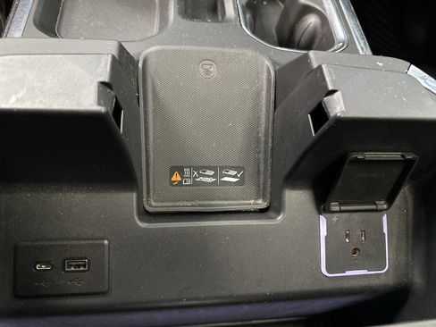 Certified 2022 Chevrolet Silverado 1500 LTZ w/ LTZ Premium Package image 37