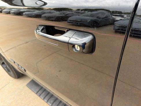 Used 2021 RAM 1500 Big Horn RWD image 12
