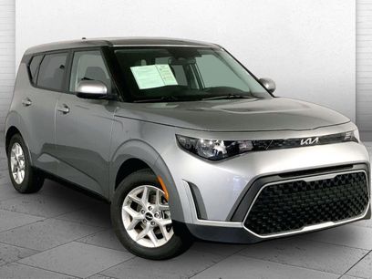 Used 2025 Kia Soul LX w/ LX Technology Package