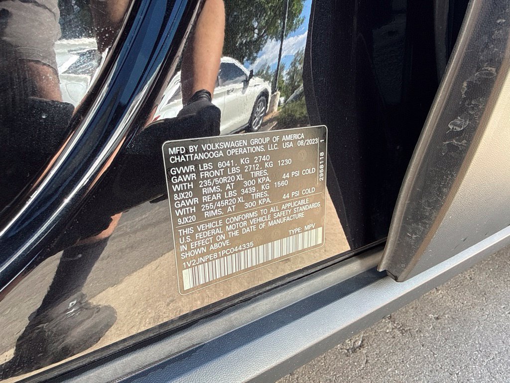 Certified 2023 Volkswagen ID.4 Pro S Plus AWD/4WD image 31