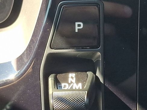 Used 2024 Porsche Panamera image 16