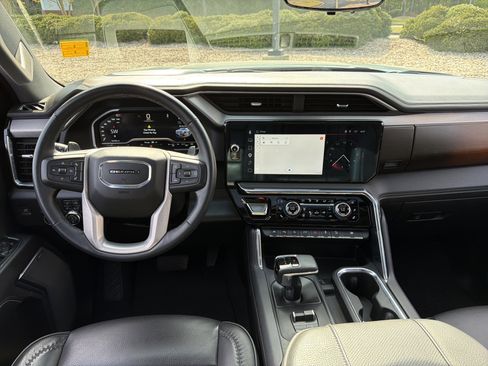 Used 2024 GMC Sierra 1500 Denali w/ Denali Reserve Package image 21