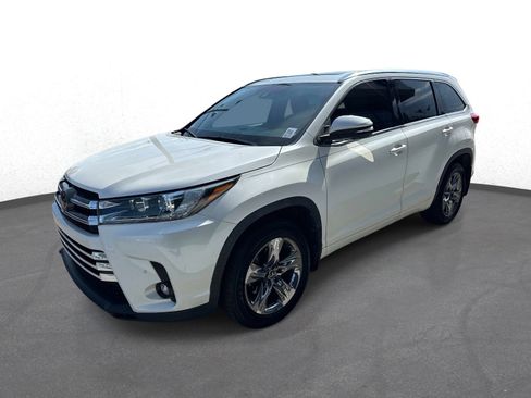 Used 2019 Toyota Highlander Limited Platinum image 7