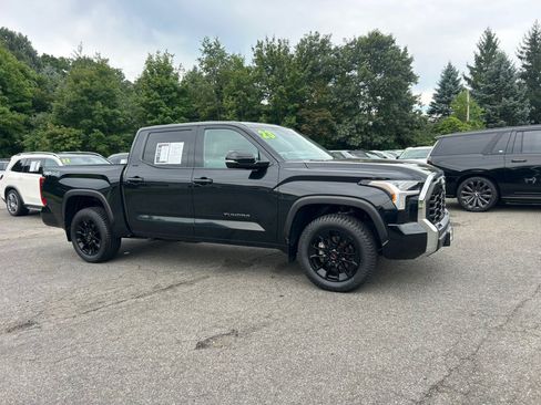 Used 2023 Toyota Tundra SR5 w/ TRD Off-Road Premium Package AWD/4WD image 8