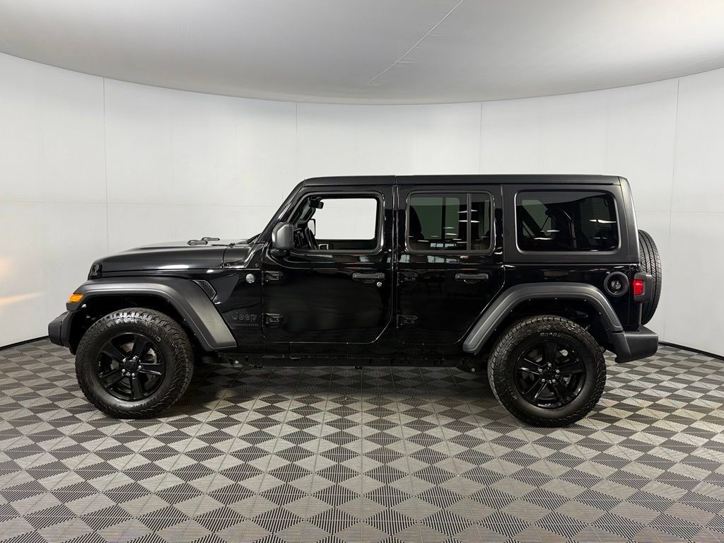 Used 2023 Jeep Wrangler Unlimited Sport AWD/4WD image 10