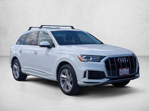 Used 2021 Audi Q7 3.0T Premium Plus AWD/4WD image 3