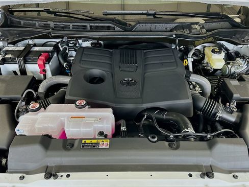 New 2026 Toyota Tundra Limited RWD image 8