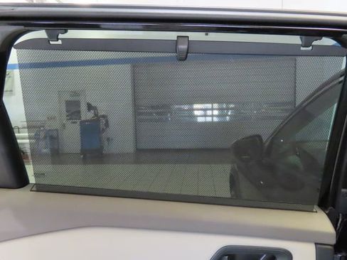 Used 2023 Nissan Rogue SV w/ SV Premium B Package image 33