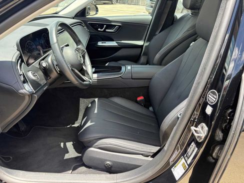 Used 2025 Mercedes-Benz E 350 Sedan image 14
