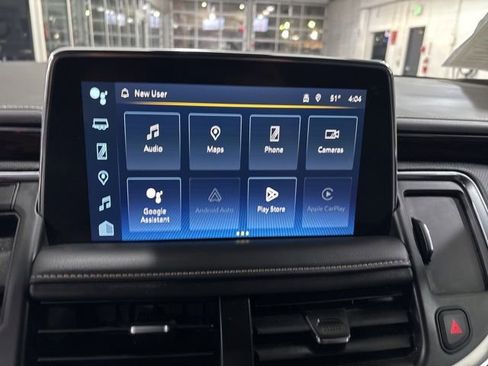 Used 2023 Chevrolet Suburban Premier image 32