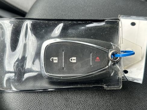 Used 2023 Chevrolet Equinox LS w/ LS Convenience Package image 34