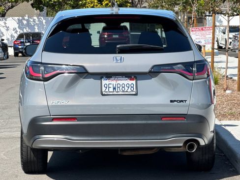 Used 2024 Honda HR-V Sport image 5