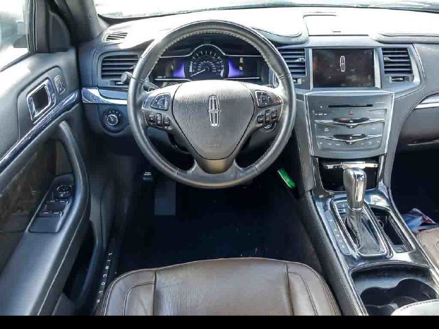 Used 2013 Lincoln MKS FWD image 10