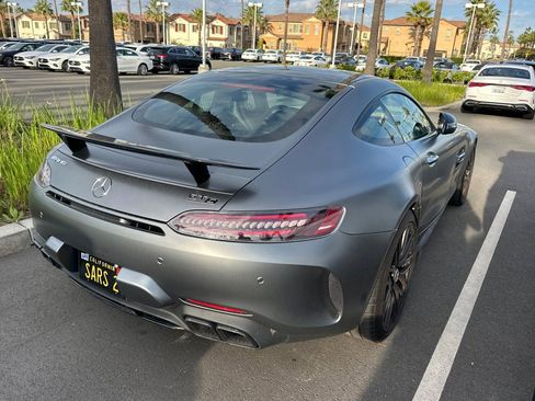 Used 2021 Mercedes-Benz AMG GT C image 3
