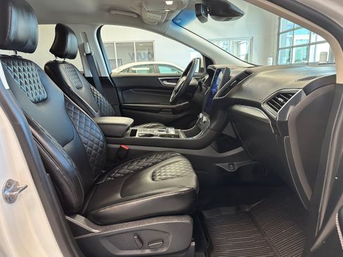 Used 2024 Ford Edge Titanium w/ Equipment Group 301A AWD/4WD image 14