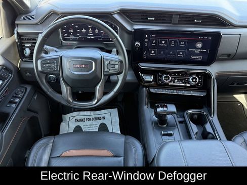 Used 2024 GMC Sierra 1500 AT4 w/ Technology Package AWD/4WD image 11
