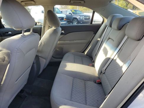 Used 2010 Ford Fusion SE image 23