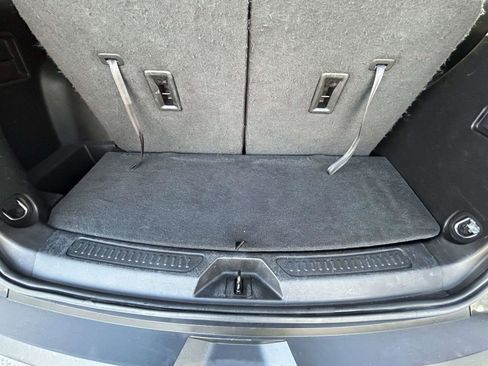 Used 2020 GMC Acadia SLT image 16