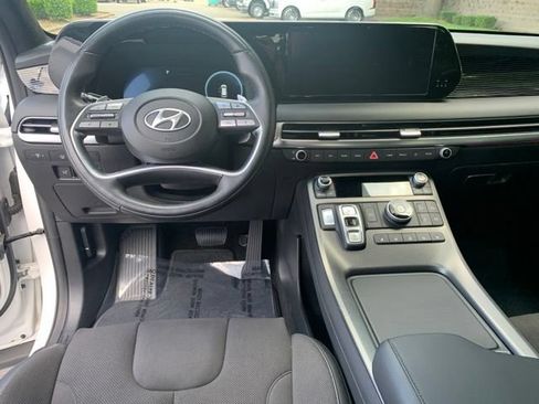 Certified 2025 Hyundai Palisade Calligraphy AWD/4WD image 25