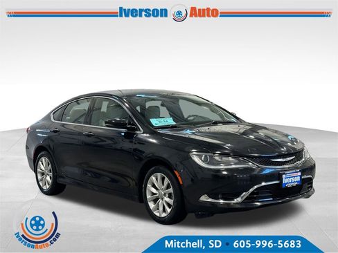 Used 2016 Chrysler 200 C FWD image 1