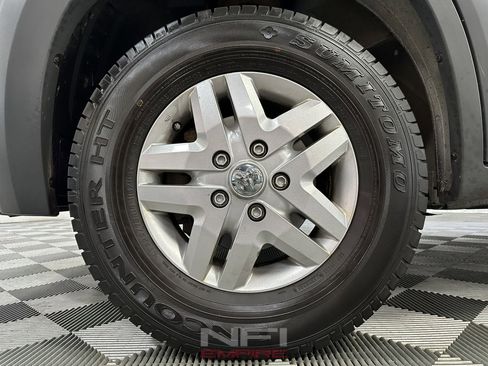 Used 2017 RAM ProMaster 1500 w/ Premium Appearance Group image 12