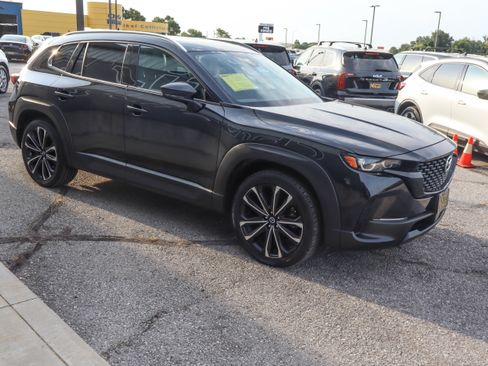 Used 2025 MAZDA CX-50 AWD 2.5 S w/ Premium Plus Pkg image 3