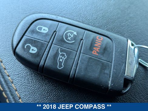 Used 2018 Jeep Compass Limited AWD/4WD image 34
