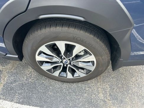 Certified 2025 Subaru Outback Limited AWD/4WD image 13