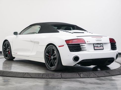 Used 2015 Audi R8 V8 image 13